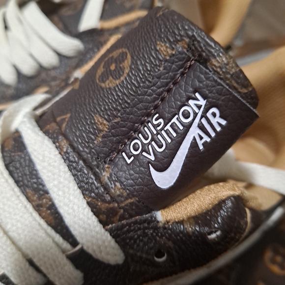 Custom Air Force Ones - Picture 5 of 7